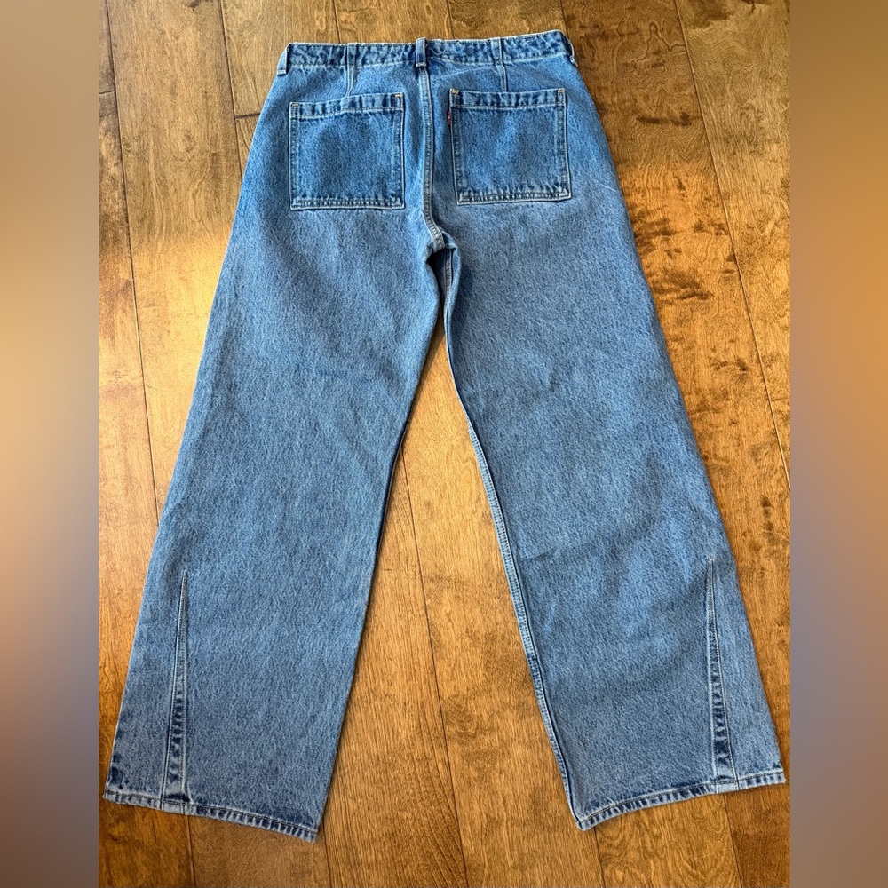 Levi's® Premium
LOW LOOSE WOMEN'S JEANS - Picture 2 of 5